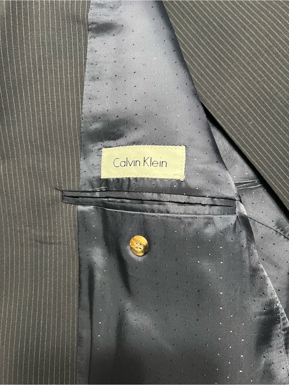 Calvin Klein Dark Gray Pinstriped 100% Wool Suit (38S / 32x30) - Picture 3 of 8